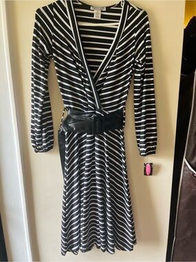 New Black & White Striped Long Sleeve Wrap Dress with Belt women’s